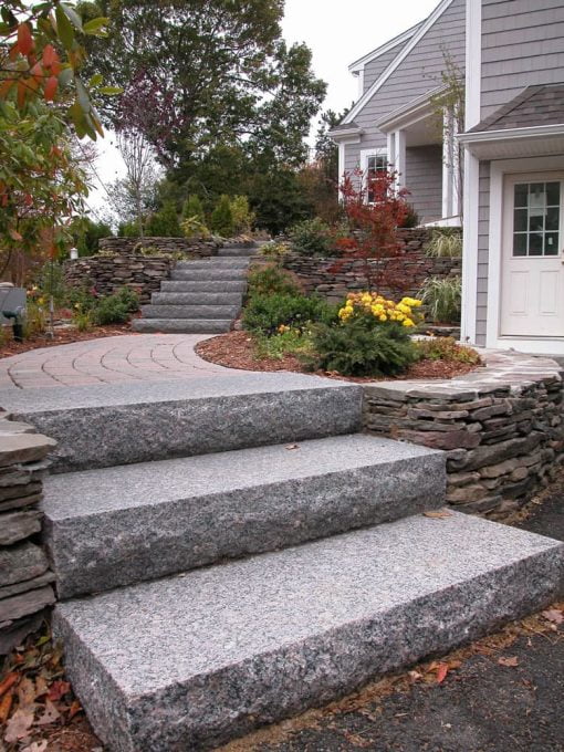 granite caledonia steps
