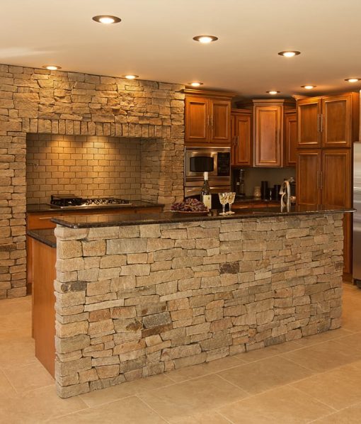 colonial tan ledgestone veneer corners