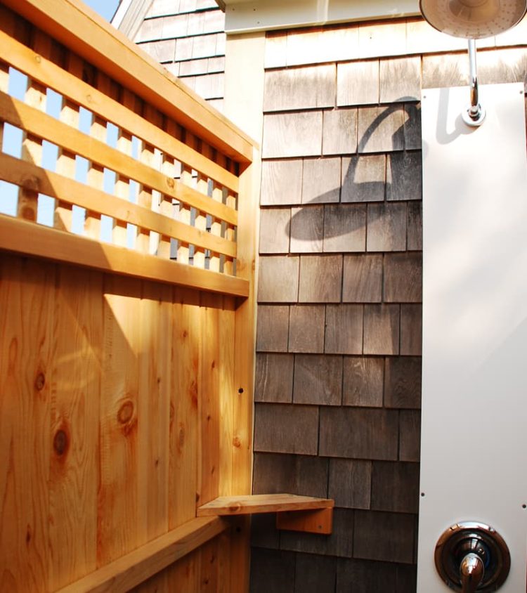outdoor shower lattice