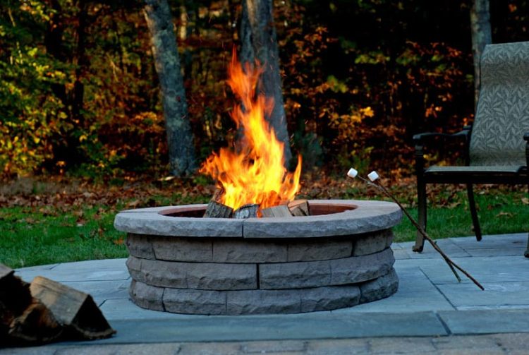 nantucket ledgestone firepit