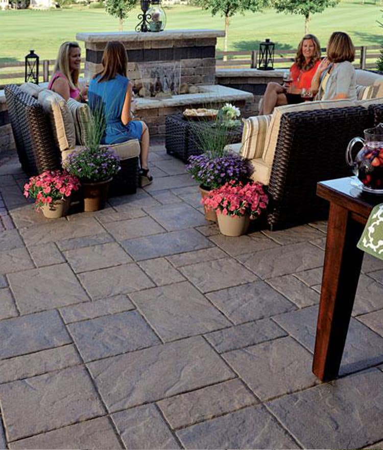 BEACON HILL™ FLAGSTONE Pavers