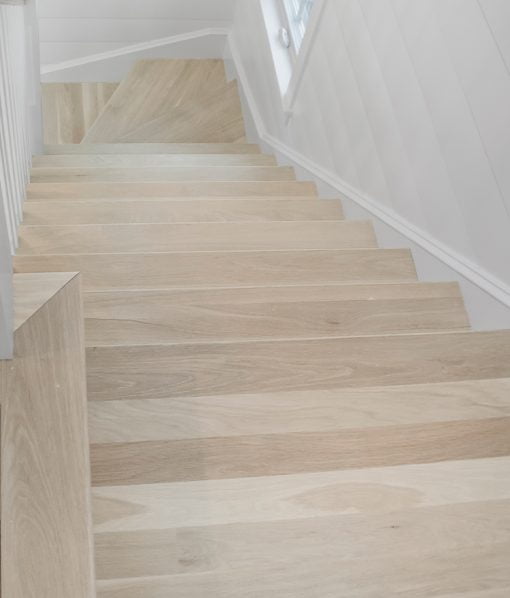 beach house flooring