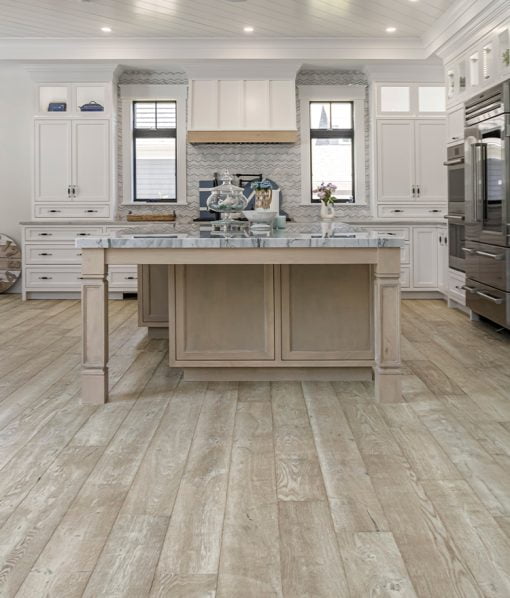 coastal farmhouse kitchen