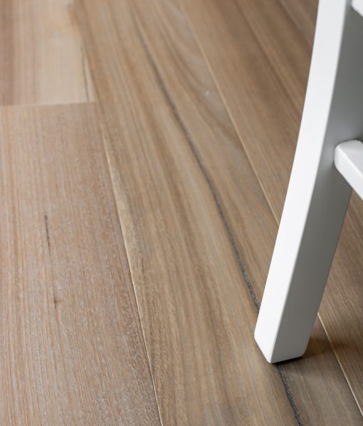Tasmanian oak flooring in kitchen