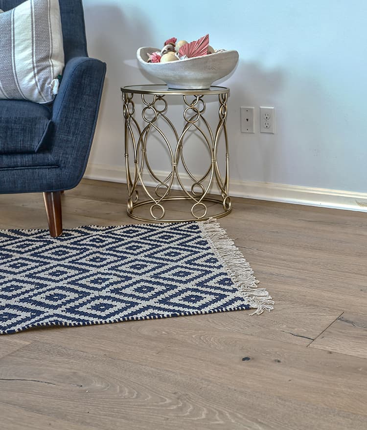 prefinished-hardwood-wide-plank-floor 