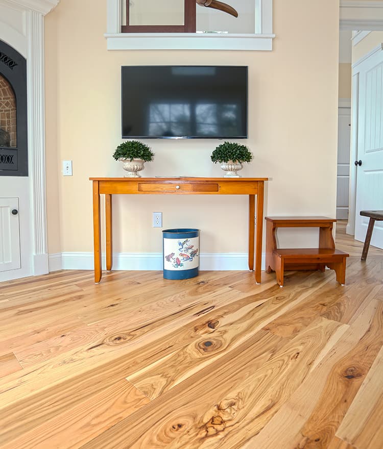 wide-wood-plank-prefinished-flooring