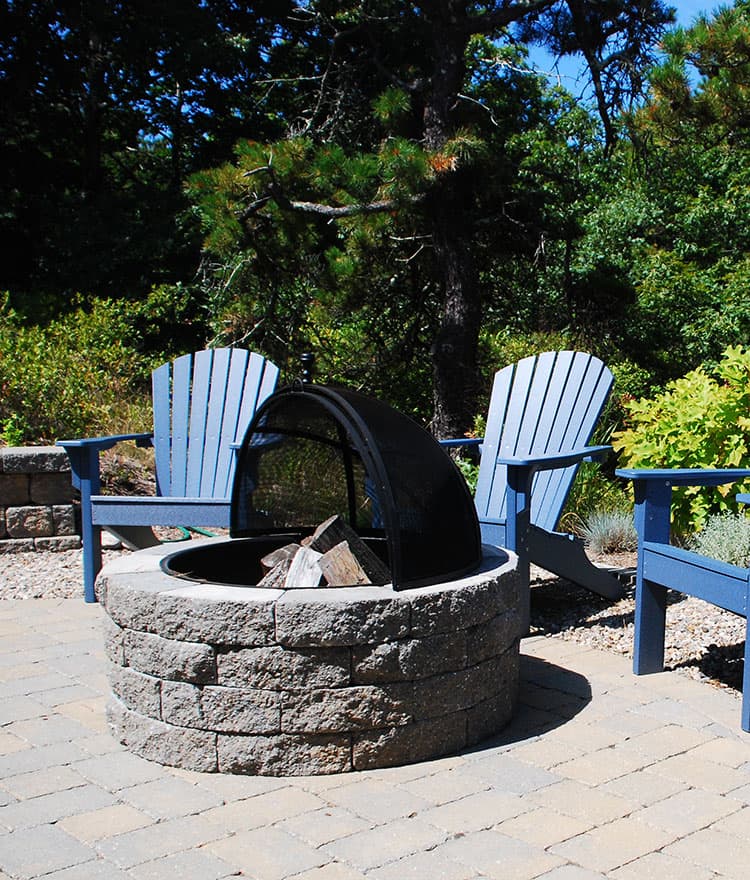 Backyard Fire Pit - Cape Cod Fire Pits with Spark Screen