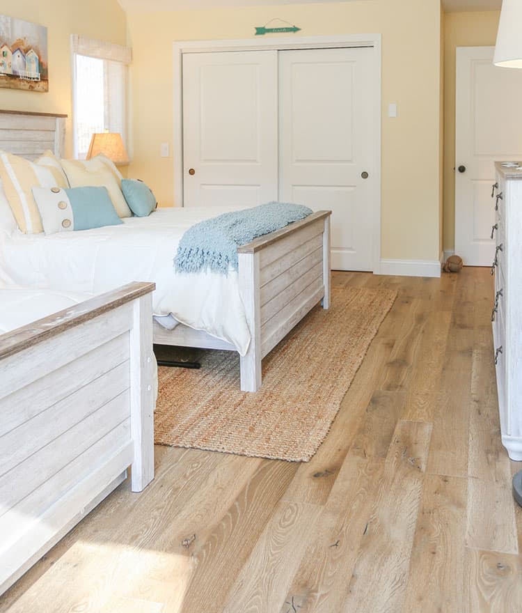 Cape Cod Decor featuring Sawyer Mason Tisbury Floors