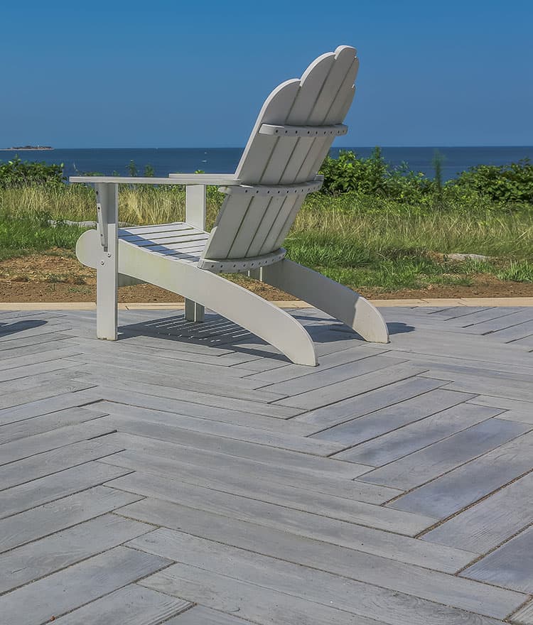 Herringbone Paver Pattern - Techo Bloc Borealis