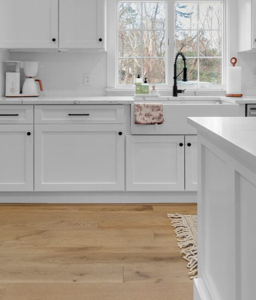 wide plank wood flooring